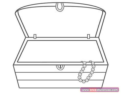 Treasure Chest Outline - ClipArt Best