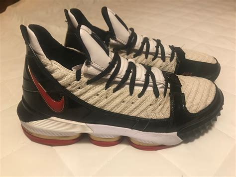 Mens Nike Lebron James Basketball Sneakers Size 11 Gem