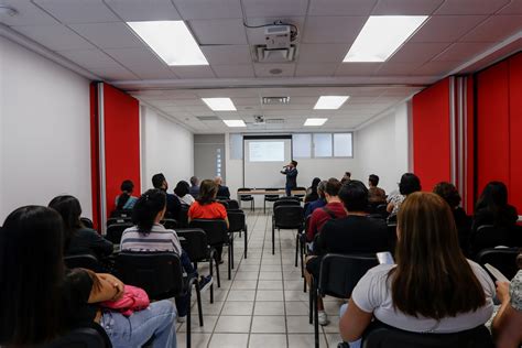 Presentan proyectos de investigación en coloquio del CUCSH Gaceta UDG