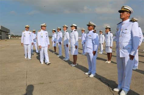 Apresenta O Do Novo Comandante Da For A Aeronaval For A A Rea