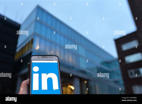 Linkedin Dublin Office Hi Res Stock Photography And Images Alamy