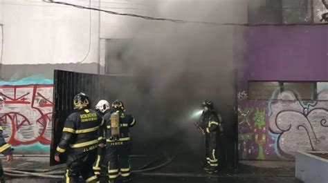 Por Incendio En Inmueble De La Colonia Buenos Aires Evac An A