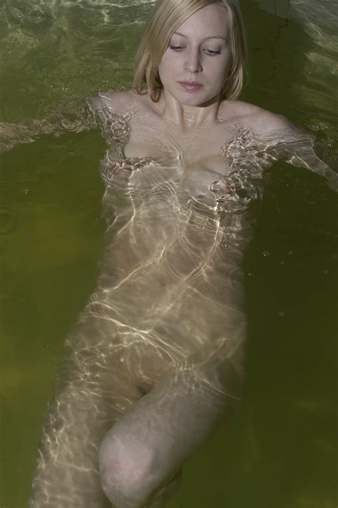 Narkiss The Shower By Slastyonoff Nude Album