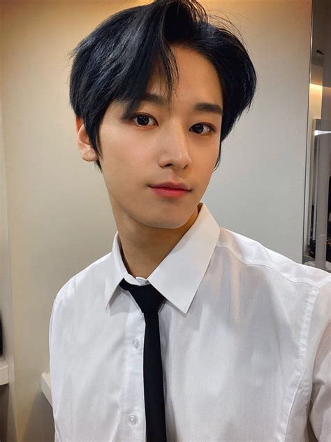 The Boyz 더보이즈 On Twitter Gambar Pacar Selebritas Gambar Orang