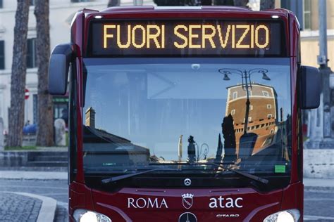 Sciopero Generale Il Ottobre A Rischio I Trasporti Orari Dei