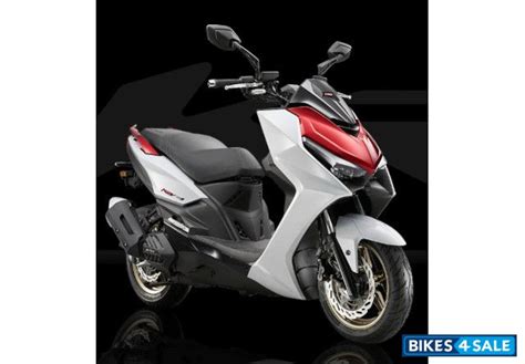 Kymco Krv I Dds Scooter Price Specs And Features Bikes Sale