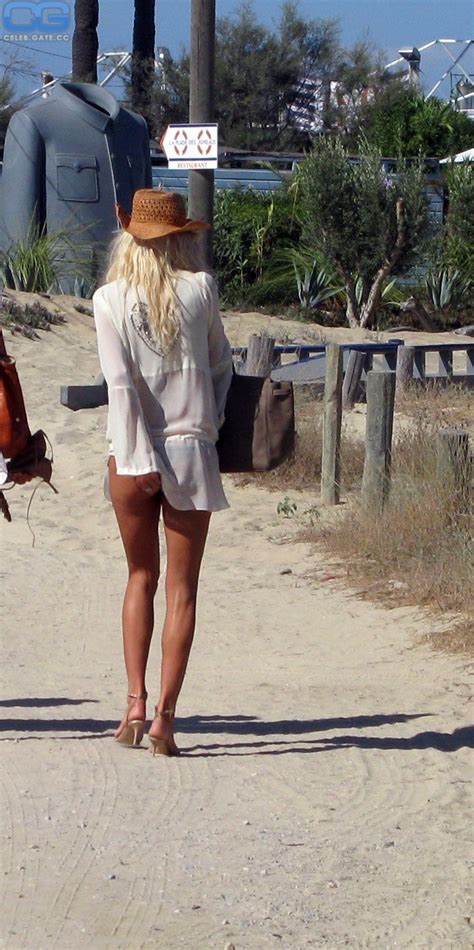 Victoria Silvstedt Nude Pictures Onlyfans Leaks Playboy Photos Sex Scene Uncensored