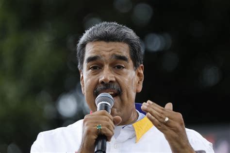 Maduro antecipa Natal em meio a crise pós eleitoral na Venezuela