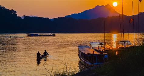 Downstream Mekong River Cruise Tours From Siem Reap To Phnom Penh Day