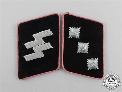 A Mint Pair Of Waffen Ss Panzer Untersturmführer Rank Collar Tabs Emedals