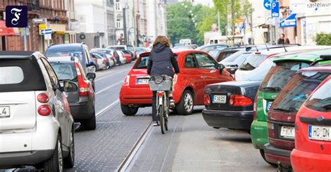 Euro Millionen für Radwege Frankfurt will gefährliche Lücken schließen