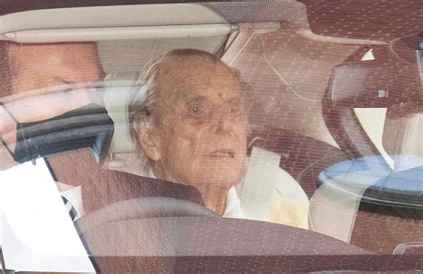 Prince Philip Leaves Hospital After 28 Day Stay Heart Surgery Us Weekly