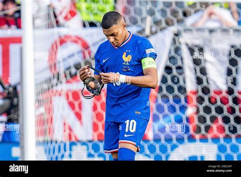 Tor Und Jubel Nach Elfmeter Zum Durch Kylian Mbappe Frankreich