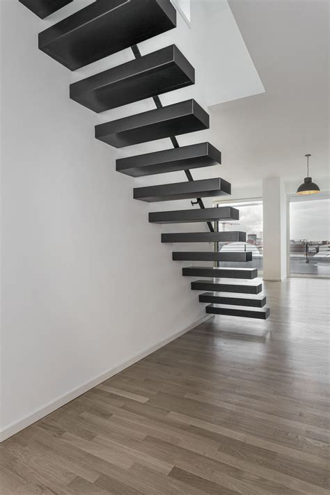 Moderne Treppe Schwebende Treppe Kragarmtreppe Aus Blaustahl Stil