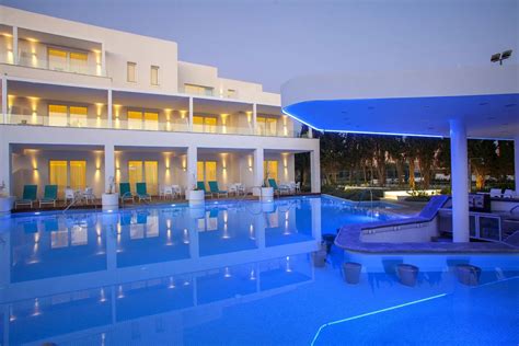 Aliathon Aegean Ex Holiday Village Cypr Pafos Opis Oferty Fly Pl