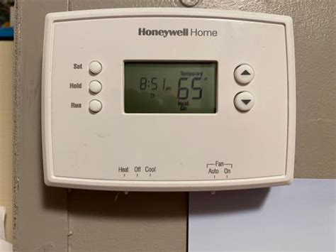 Honeywell Day Programmable Thermostat With Backlight Rth B At