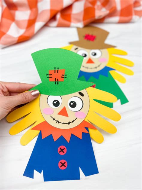 Scarecrow Handprint Craft For Kids [Free Template]