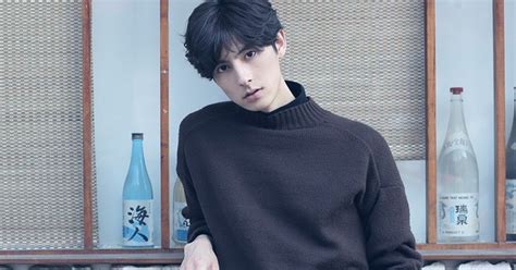 Hot Boy X Trung V I Ngo I H Nh P H N Hoa T A Nam Ch Nh Trong Anime