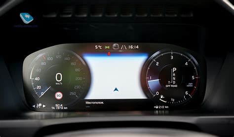 Mobile-review.com Тест Volvo XC90. Шведский флагман