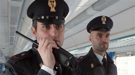 Reggio Emilia Palpeggi Studentessa In Treno Condannato A Un Anno E