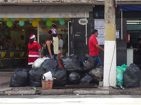 G1 suspensão da coleta ruas de Campinas acumulam sacos de lixo