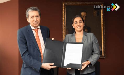 La Biblioteca Nacional Del Per Recibe Donaci N De Libros