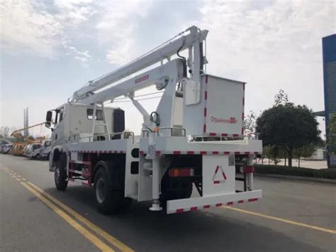 Howo Iisuzu Iiveco Meter Telescopic Aerial Work Platform