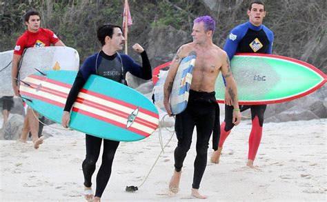 Red Hot Chili Peppers Anthony Kiedis E Flea Do Red Hot Chilli Peppers Na Praia