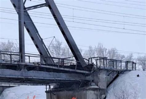 Под Самарой подорвали опору ж/д моста. Задержан поезд из Оренбуржья ...