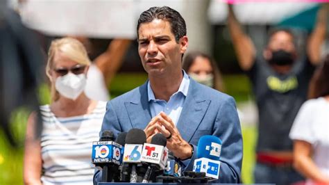 Miami Mayor Francis Suarez Suspends Presidential Campaign Drops Out Of