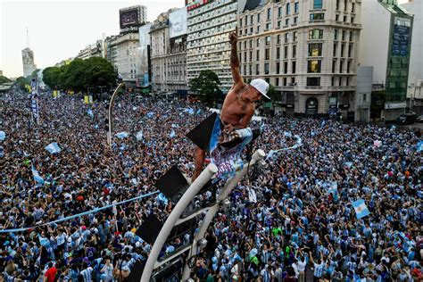 Argentina Tiene Himno Un Contra Sus Fantasmas Muchachos Ahora Nos