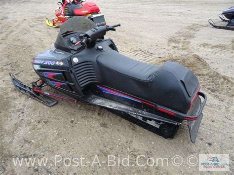 1995 Polaris Indy 500 Snowmobi Elsenpeter Auctions And Real Estate Inc