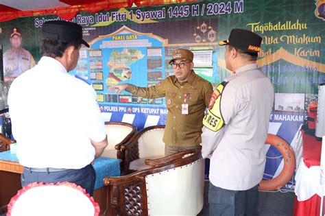 Pj Bupati Ppu Tinjau Arus Mudik Lebaran Di Pelabuhan Feri Dan Klotok