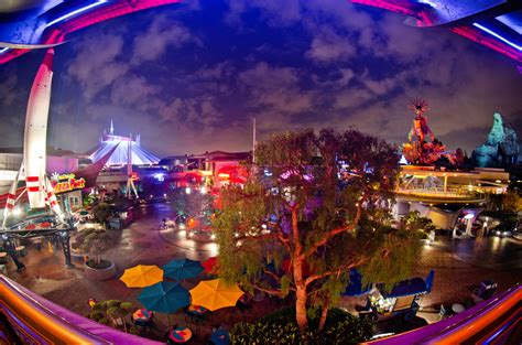 Top Ten Ways To Enjoy An Evening At Disneyland