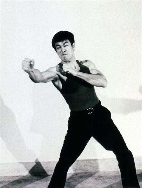 Pin On Bruce Lee