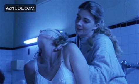 THE HANDMAID S TALE NUDE SCENES AZNude