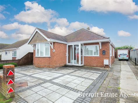 2 Bed Detached Bungalow For Sale In Second Avenue Caister On Sea