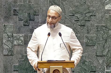 Aimim Chief Calls For Nationwide Protest Against Waqf Ammendment Bill