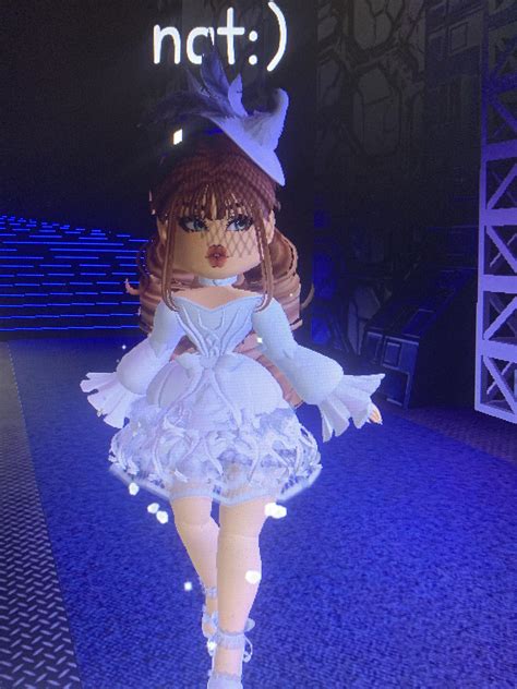 I Made An Outfit With The Worm Corset And I Think It Turned Out Pretty Good R Royalehigh Roblox