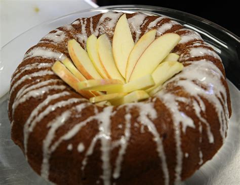 Rabbis are explaining what time does Yom Kippur finish precisely 9