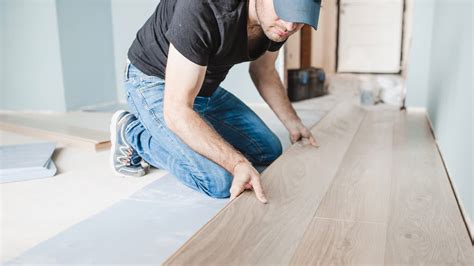 Laminate Vs Vinyl Flooring Which Is The Best Option Angi