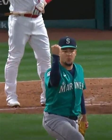 The Athletic On Twitter Luis Castillo Stares Down Shohei Ohtani After