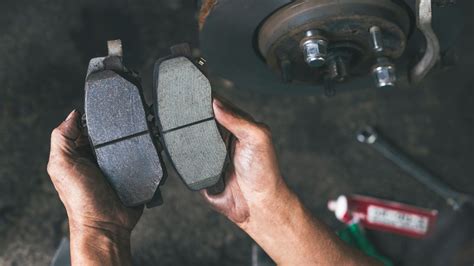 5 Signs Your Brake Pads Need To Be Replaced ASAP