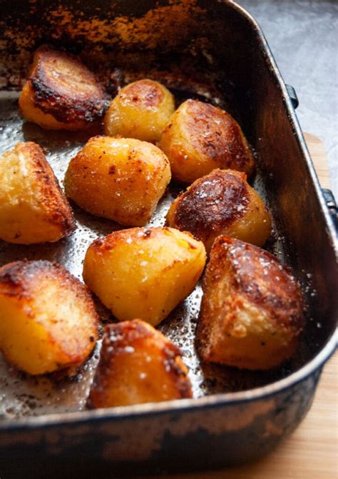 Crispy Roast Potatoes - Something Sweet Something Savoury