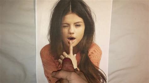 Selena Gomez Cum Tribute Gay Man Porn XHamster