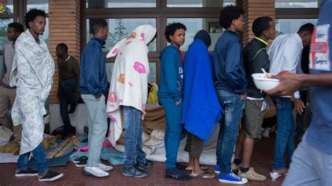 Gewalt Gegen Fl Chtlinge Mehr Bergriffe Auf Gefl Chtete In Deutschland