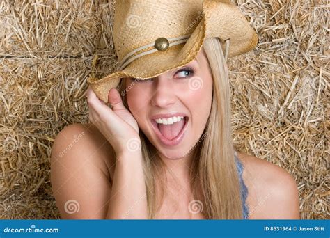 Cow Girl Heureuse Photo Stock Image Du Chapeaux Pays 8631964