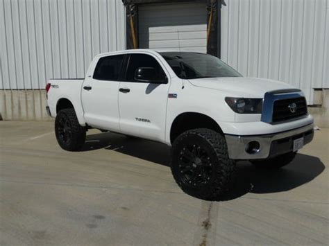 Toyota Tundra 4 Door Amazing Photo Gallery Some Information And