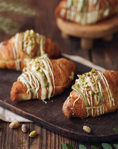 Cornetti Al Pistacchio Croissants Mit Pistaziencreme Marry Kotter