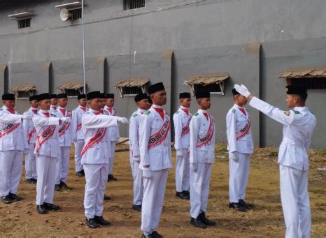 Smk Budi Mulia Teladan Dalam Upacara Pengibaran Bendera Hut Ri Ke